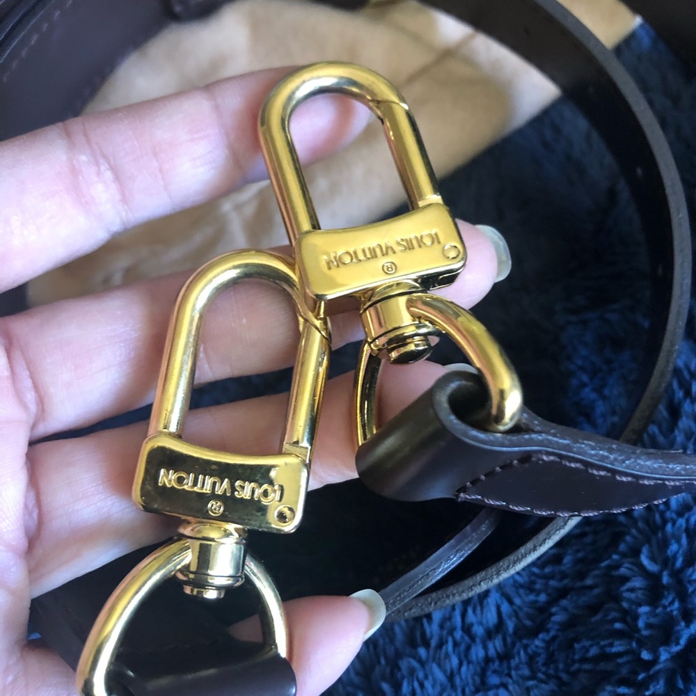 Louis vuitton strap